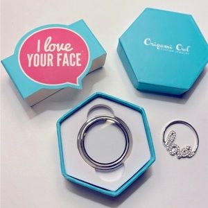 Origami Owl Large Silver Twist Face + Crystal “love” Insert.
